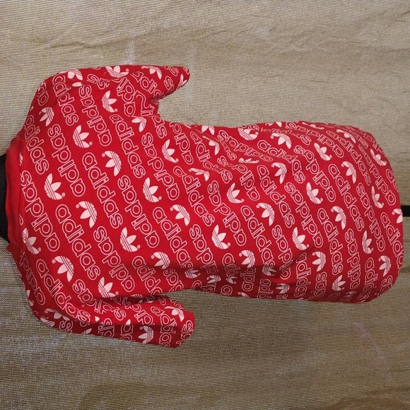 Men's Small Adidas LOGO All Over T-Shirt NWOT - Picture 5 of 6